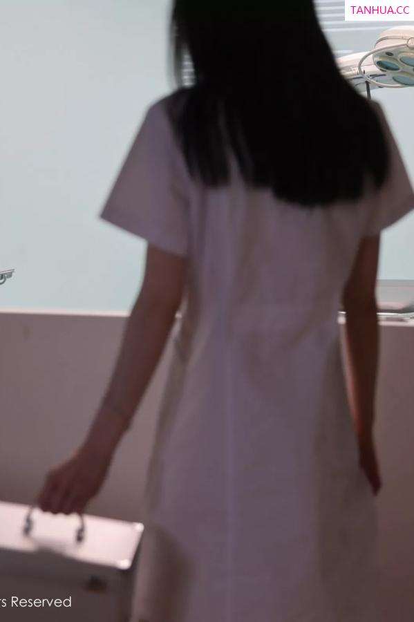 Carina Lee Carina布丁 [XiuRen]高清写真图 2025.04.24 No.10190 布丁wow 白色护士第52张图片